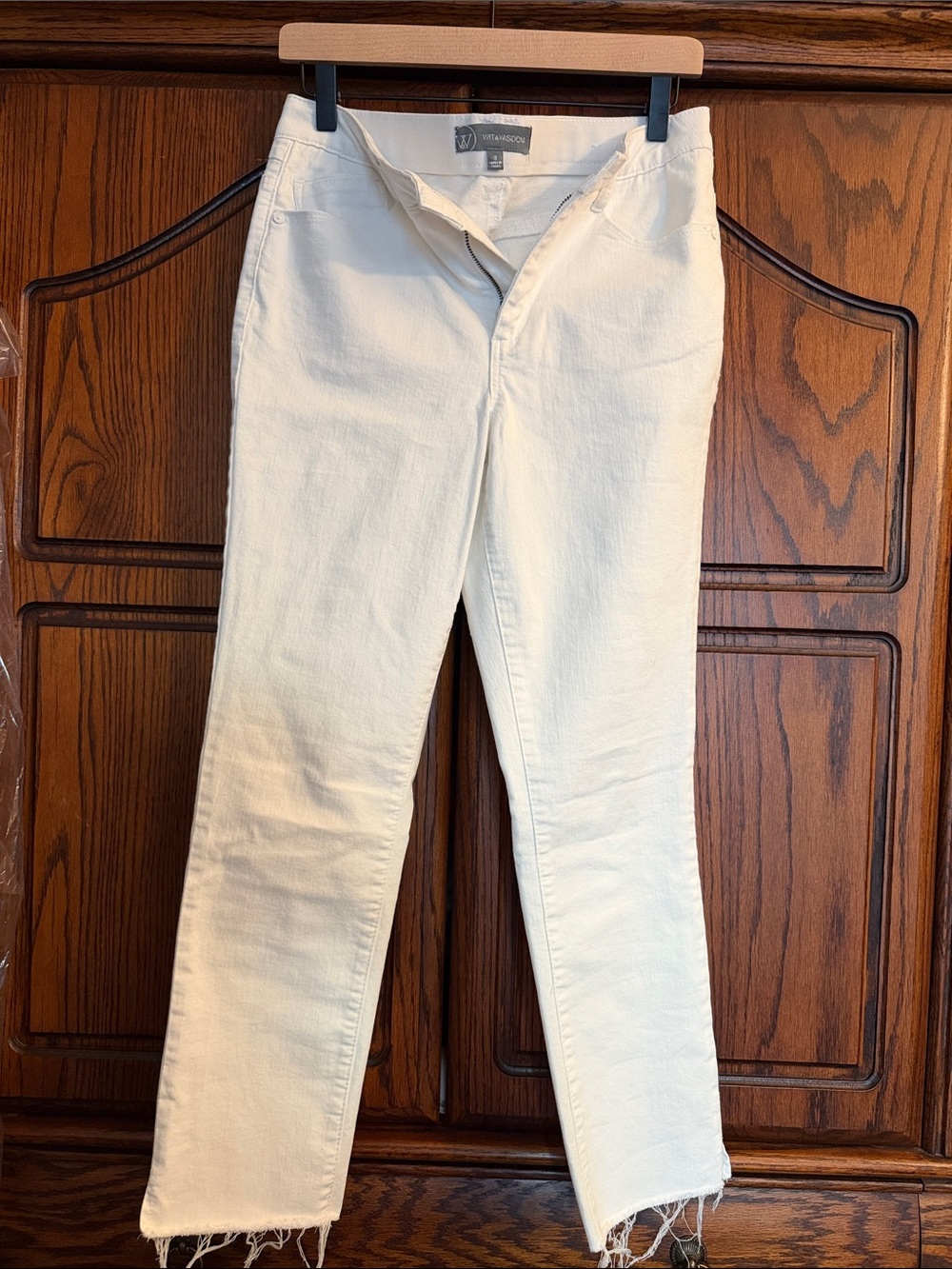 Wit & Wisdom White Slim Straight Jeans